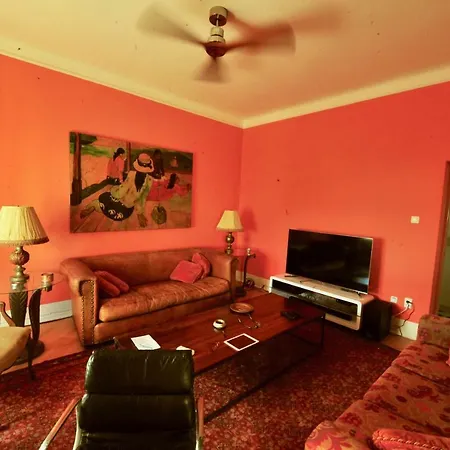 Sunny, Spacy Zadar's Old Town Apartment. 자다르