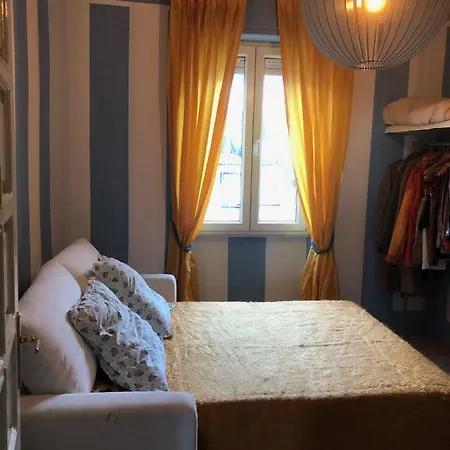 Sunny, Spacy Zadar's Old Town Apartment. 자다르